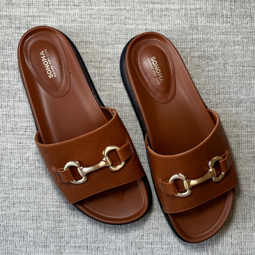 Brand New Sonoma Goods For Life Tyrinn Cognac One Band Sandals with Gold Accents